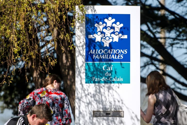 Allocations et aides CAF dans le Nord : montants et démarches